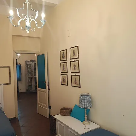 Antonia's Vacation Home, At The Museum Appartement *